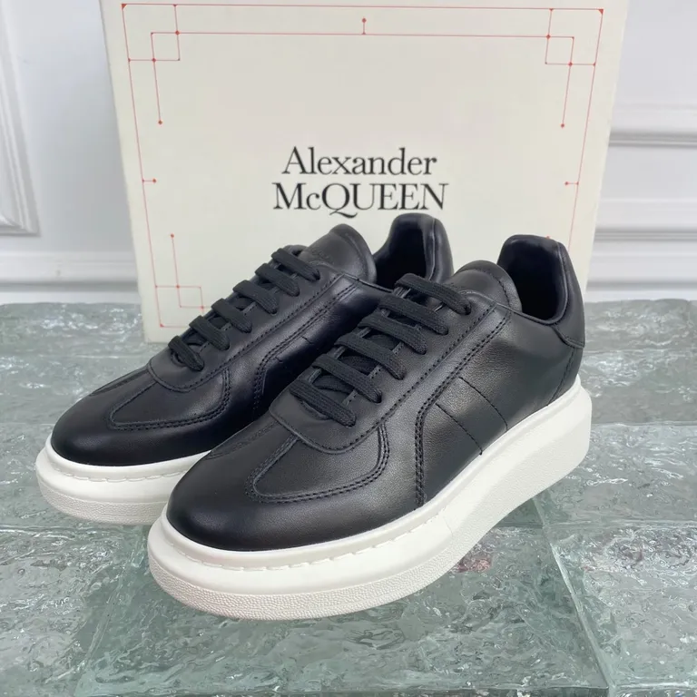 Alexander McQueen Shoe 